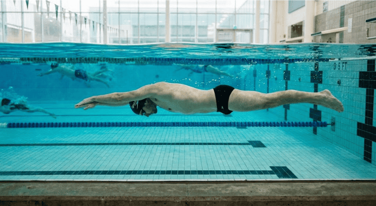 Breaststroke correct body position